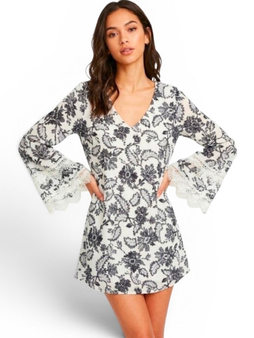 ASTR THE LABEL Black White Floral Lace Accent Bell Sleeve Mini Dress - Small